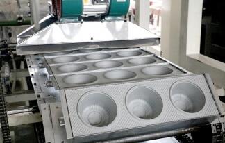 山東餐盒機(jī)哪家性價(jià)比高，真空成型機(jī)廠家推薦